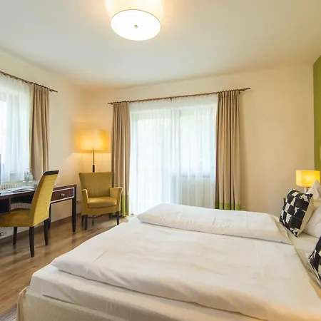 Gesundheitszentrum Baerenhof 호텔 3*