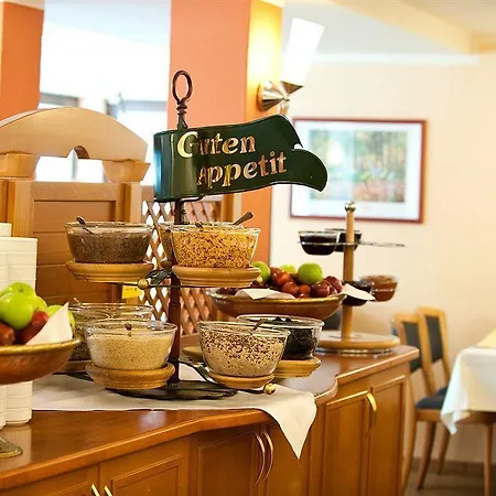 Gesundheitszentrum Baerenhof 호텔 3*