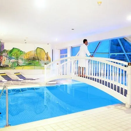 Hotel Gesundheitszentrum Baerenhof 3*