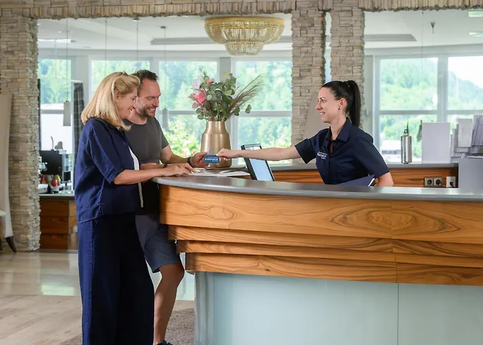 ホテル Gesundheitszentrum Baerenhof 3*